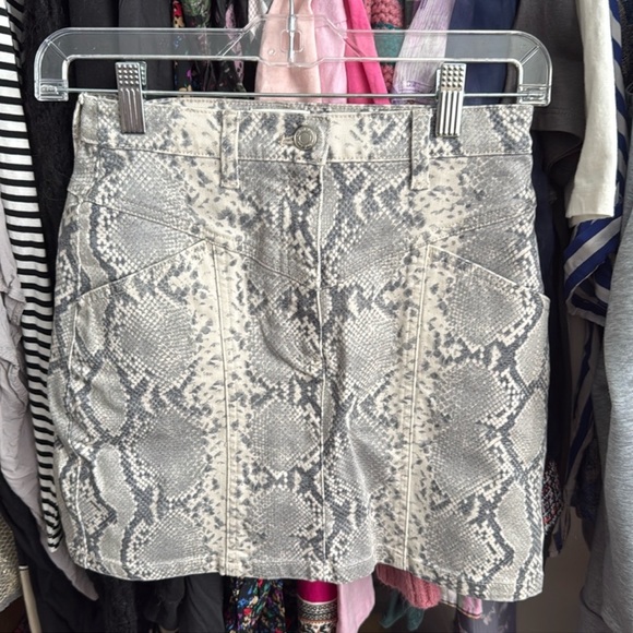 Wilfred Free | Kelsey Python Denim Mini Skirt Pockets - Picture 5 of 14